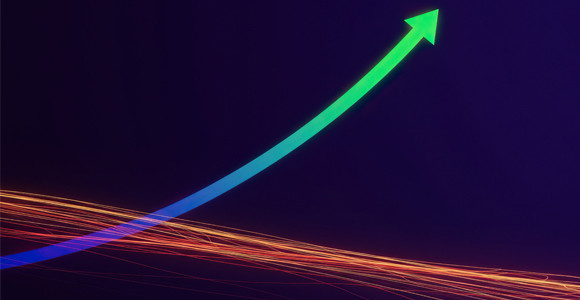 Flecha brillante hacia arriba sobre estelas de luz coloridas y dinámicas