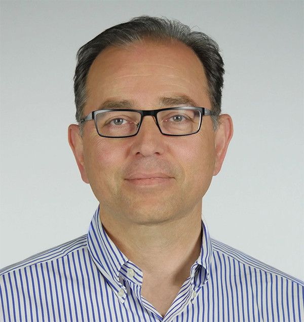 Amir Banifatemi headshot