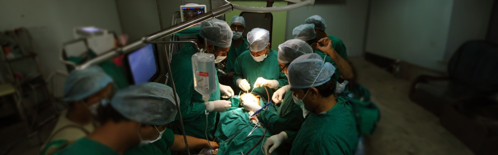 Surgeons in operation theatre