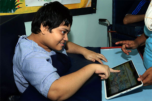 Student learning with a tablet