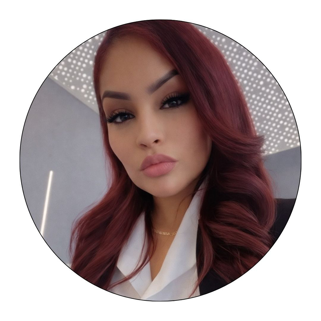 Headshot of Kelly Castro